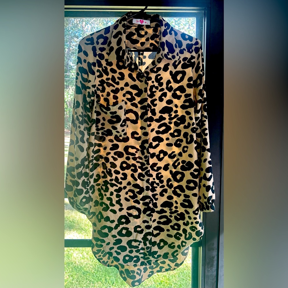 Women's blouse